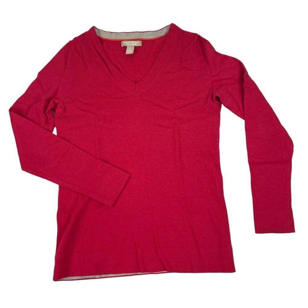 Banana Republic Womens Sweater Medium Wool Blend VNeck Dark Pink